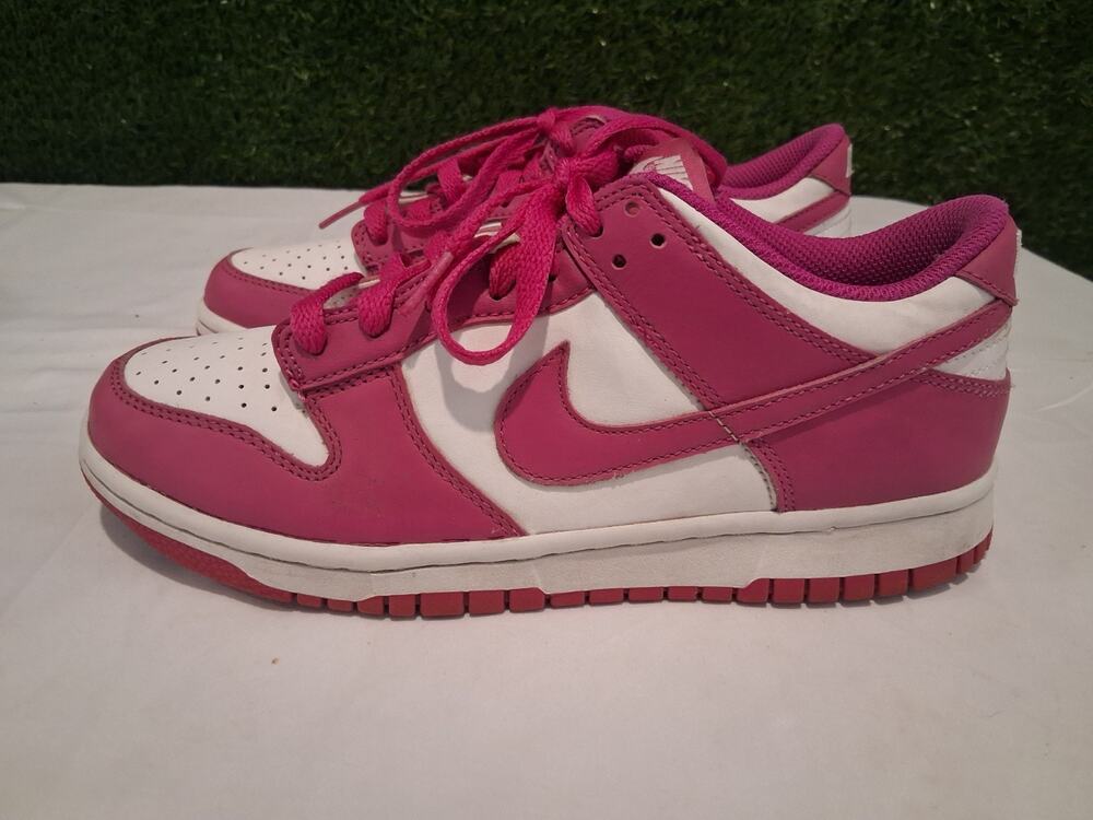 Nike Dunk Low GS Active Fuchsia White Pink FJ0704-100 Size 7Y Women 8.5...